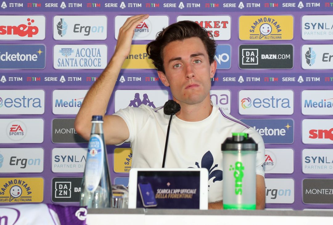  GERMOGLI PH 1 SETTEMBRE 2021 FIRENZE HOTEL EXCELSIOR PRESENTAZIONE DEL NUOVO GIOCATORE DELLA FIORENTINA ODRIOZOLA NELLA FOTO 