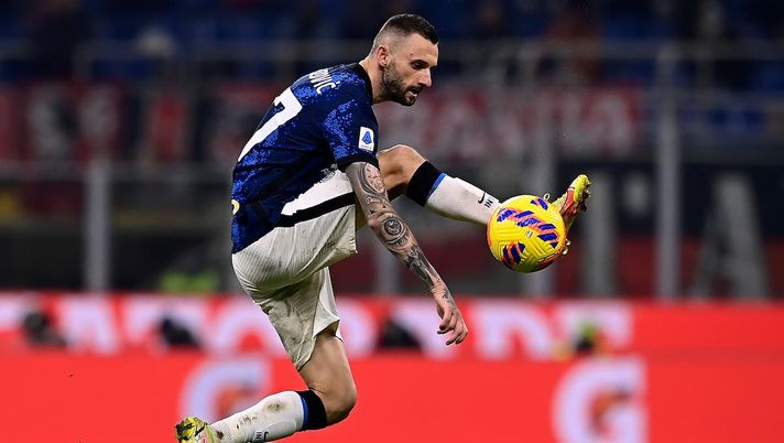 FCIN1908 / Brozovic-Inter, nessuna tensione. Ma club fissa data e cifre: ecco l’offerta - immagine 1