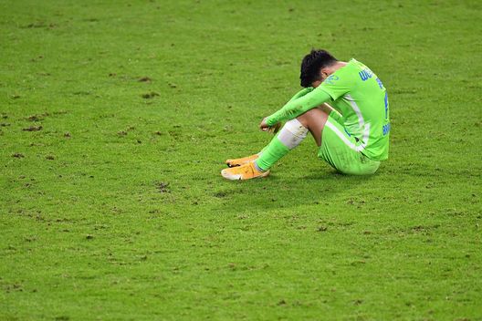 LEIPZIG, GERMANY - MARCH 03: Josip Brekalo of VfL Wolfsburg looks dejected during the DFB Cup quarter final match between RB Leipzig and VfL Wolfsburg at Red Bull Arena on March 03, 2021 in Leipzig, Germany. Sporting stadiums around Germany remain under strict restrictions due to the Coronavirus Pandemic as Government social distancing laws prohibit fans inside venues resulting in games being played behind closed doors. (Photo by Stuart Franklin/Getty Images) Brekalo