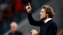 Forlan: “Si paghi lo staff tecnico, ma io non rinuncio allo stipendio. Voglio essere pagato”