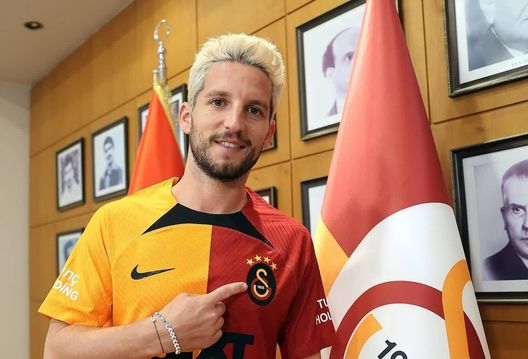 mertens galatasaray