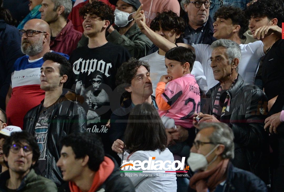 Fotogallery, i tifosi allo stadio per Palermo-Triestina 1-1 - immagine 7