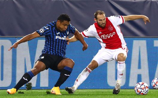 Daley Blind lotta con Luis Muriel (Photo by Marco Luzzani/Getty Images) Daley Blind lotta con Luis Muriel (Photo by Marco Luzzani/Getty Images)
