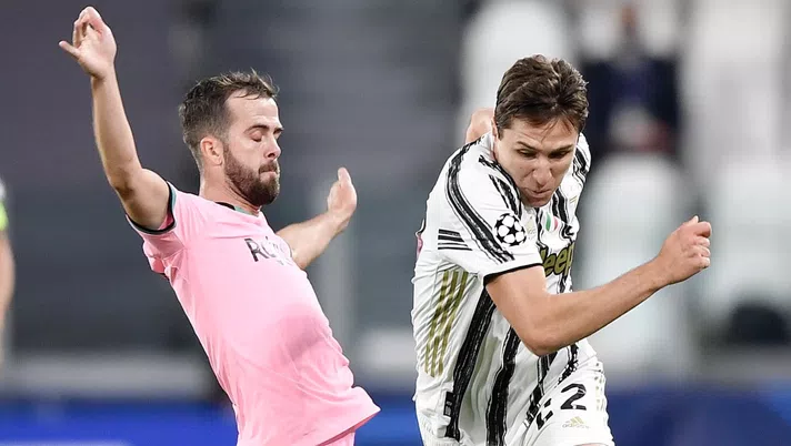 Pjanic Chiesa Juventus Barcellona Champions League 2020-2021