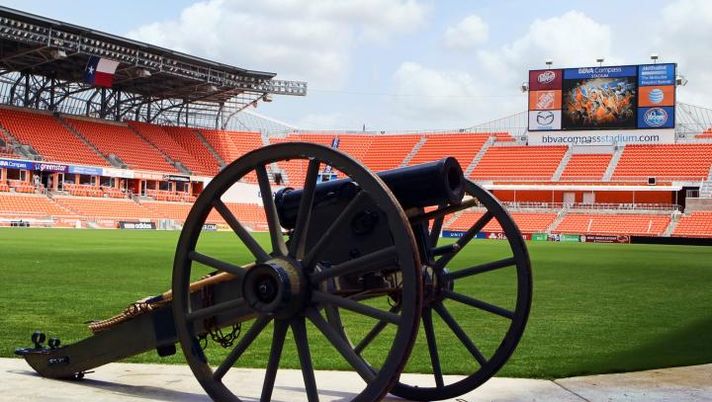 In arrivo il derby del Texas: un cannone in palio fra Dallas e Houston 