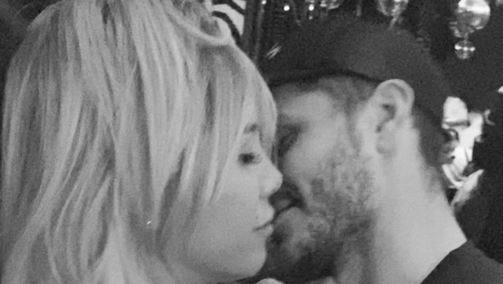 Icardi, è tornato il sereno? Il buongiorno romantico alla sua Wanda Icardi, è tornato il sereno? Il buongiorno romantico alla sua Wanda - immagine 1