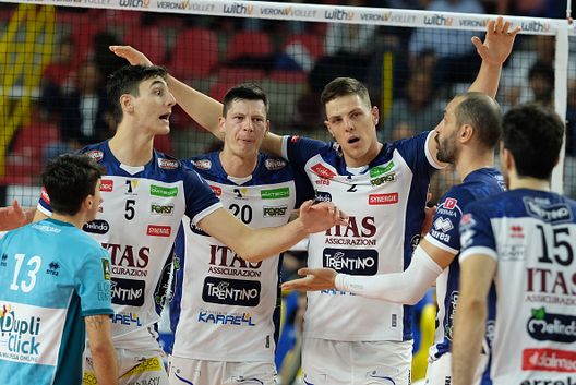 (Getty Images) Supercoppa volley, Perugia batte Civitanova 3-2 e vince il trofeo. Trento terzo- immagine 2