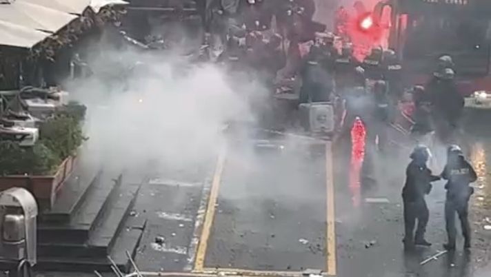 caos ultrà napoli