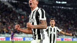 La Roma cerca il sostituto di Dzeko e sfida la Fiorentina su tre nomi
