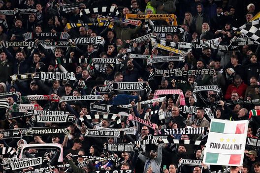 Ultras Juve contro il club: “Peggio del 2006, oggi paghiamo per luridi esseri della dirigenza” - immagine 1