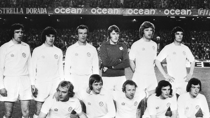 Leeds United line up for a team photograph before the semi-final of the European Cup against Barcelona, 29th April 1975. From left to right, back row, Norman Hunter, Peter Lorimer, Paul Madeley, David Stewart, Gordon McQueen, Joe Jordan. Left to right, front row, Terry Yorath, Allan Clarke, Billy Bremner, Frank Gray and Trevor Cherry. (Photo by Keystone/Getty Images) Leeds United line up for a team photograph before the semi-final of the European Cup against Barcelona, 29th April 1975. From left to right, back row, Norman Hunter, Peter Lorimer, Paul Madeley, David Stewart, Gordon McQueen, Joe Jordan. Left to right, front row, Terry Yorath, Allan Clarke, Billy Bremner, Frank Gray and Trevor Cherry. (Photo by Keystone/Getty Images)