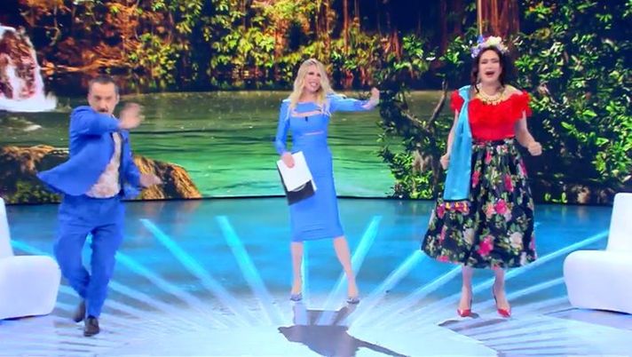 Isola dei famosi derby: il cuore rossonero sulla telecamera dell’interista Savino… DERBY IN TV