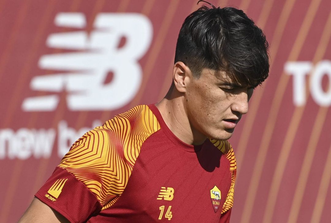 Trigoria, ripresa in vista del Betis: Karsdorp con il gruppo – FOTO GALLERY - immagine 36