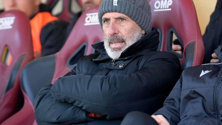 Livorno, Vincenzo Esposito si dimette post derby