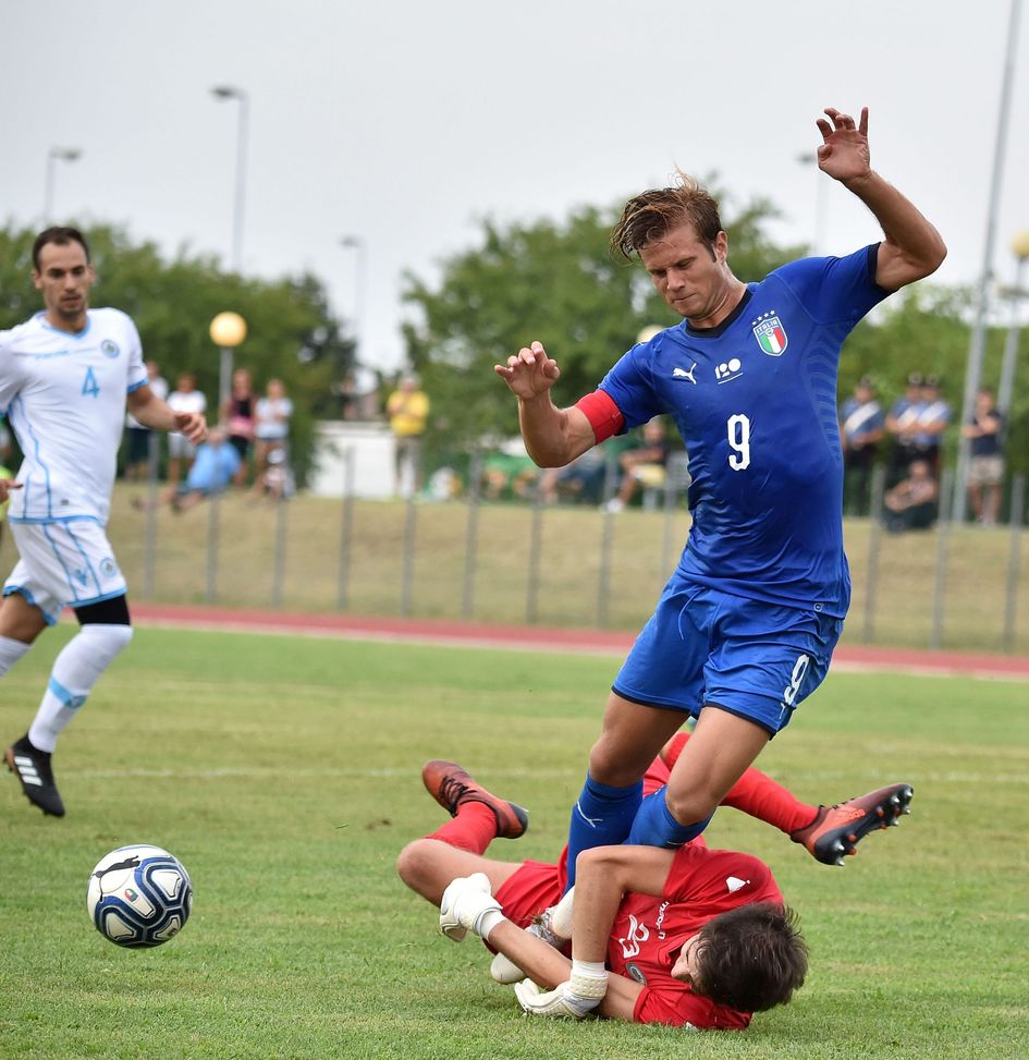 MISANO ADRIATICO, ITALY - AUGUST 08: Matteo Zavoli of San Marino U20 and Gabriele Gori of Italy U20 in action during the International Friendly match between Italy U20 and San Marino U20 on August 8, 2018 in Misano Adriatico, Italy. (Photo by Giuseppe Bellini/Getty Images) MISANO ADRIATICO, ITALY - AUGUST 08: Matteo Zavoli of San Marino U20 and Gabriele Gori of Italy U20 in action during the International Friendly match between Italy U20 and San Marino U20 on August 8, 2018 in Misano Adriatico, Italy. (Photo by Giuseppe Bellini/Getty Images)