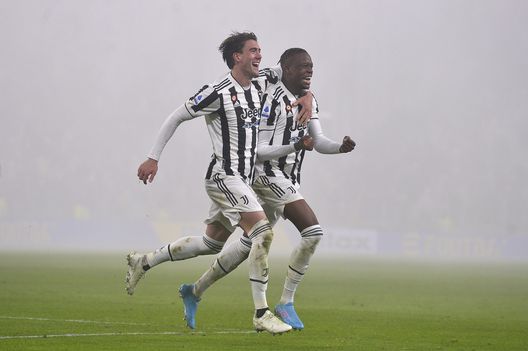 Denis Zakaria e Dusan Vlahovic Juve, Zakaria si è già preso il centrocampo bianconero - immagine 1