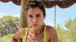 Elisabetta Canalis da urlo in bikini. L’ex velina scatena i social col suo fisico spaziale