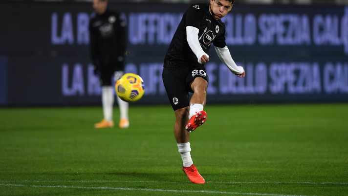 LA SPEZIA, ITALY - DECEMBER 16: Kevin Agudelo of Spezia Calcio warms up during the Serie A match between Spezia Calcio and Bologna FC at Stadio Alberto Picco on December 16, 2020 in La Spezia, Italy. (Photo by Chris Ricco/Getty Images) LA SPEZIA, ITALY - DECEMBER 16: Kevin Agudelo of Spezia Calcio warms up during the Serie A match between Spezia Calcio and Bologna FC at Stadio Alberto Picco on December 16, 2020 in La Spezia, Italy. (Photo by Chris Ricco/Getty Images)