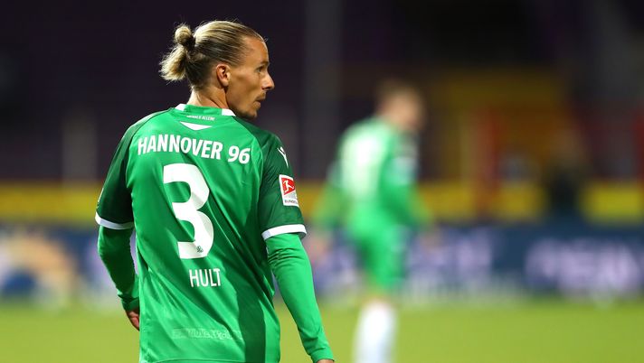 OSNABRUECK, GERMANY - SEPTEMBER 25: Bo Niklas Hult of Hannover looks on during the Second Bundesliga match between VfL Osnabrück and Hannover 96 at Stadion an der Bremer Brücke on September 25, 2020 in Osnabrueck, Germany. (Photo by Martin Rose/Getty Images) 