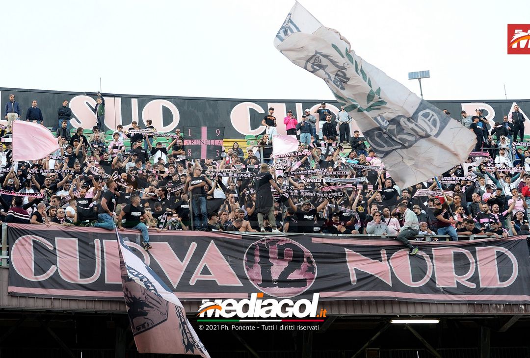FOTO, i tifosi allo stadio per Palermo – Potenza 2-0 (Gallery) - immagine 41