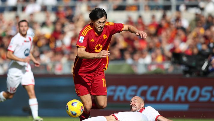Roma, infortunio Azmoun: problema ai flessori. Ieri allenamento in palestra - immagine 1