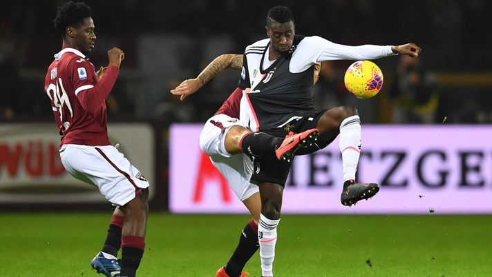 TURIN, ITALY - NOVEMBER 02: Armando Izzo (C) of Torino FC competes with Blaise Matuidi of Juventus during the Serie A match between Torino FC and Juventus at Stadio Olimpico di Torino on November 2, 2019 in Turin, Italy. (Photo by Valerio Pennicino/Getty Images) TURIN, ITALY - NOVEMBER 02: Armando Izzo (C) of Torino FC competes with Blaise Matuidi of Juventus during the Serie A match between Torino FC and Juventus at Stadio Olimpico di Torino on November 2, 2019 in Turin, Italy. (Photo by Valerio Pennicino/Getty Images)