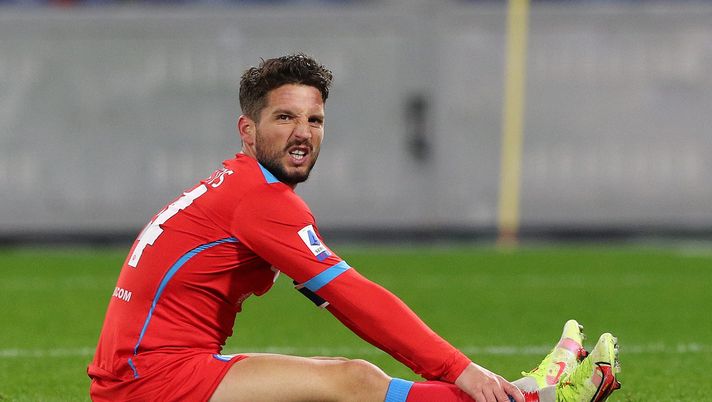 Una serie di calciatori saluteranno il Napoli: l’unico a voler restare è Mertens - immagine 1