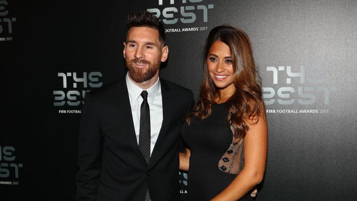 Social / Messi e la Roccuzzo in attesa del terzo figlio, Leo svela il nome: è italiano  Social / Messi e la Roccuzzo in attesa del terzo figlio, Leo svela il nome: è italiano - immagine 1