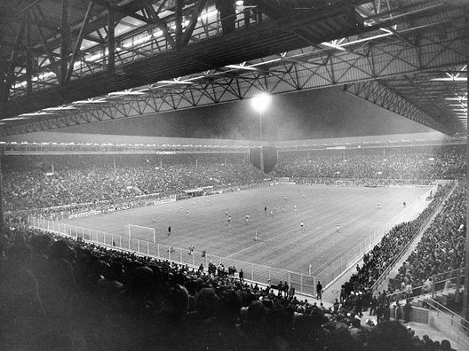 (GERMANY OUT) Westfalenstadion Dortmund - 1974 (Photo by Schirner/ullstein bild via Getty Images) 