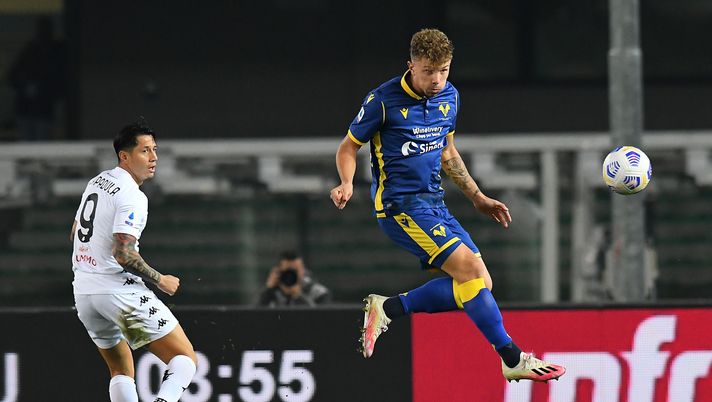 Matteo Lovato, difensore del Verona che piace al AC Milan (Getty Images) Matteo Lovato, difensore del Verona che piace al AC Milan (Getty Images)