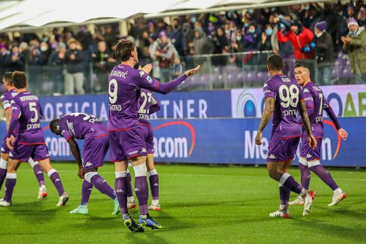 GERMOGLI PH: 30 NOVEMBRE 2021 FIRENZE STADIO ARTEMIO FRANCHI SERIE A FIORENTINA VS SAMPDORIA NELLA FOTO ESULTANZA GOL VLAHOVIC GERMOGLI PH: 30 NOVEMBRE 2021 FIRENZE STADIO ARTEMIO FRANCHI SERIE A FIORENTINA VS SAMPDORIA NELLA FOTO ESULTANZA GOL VLAHOVIC