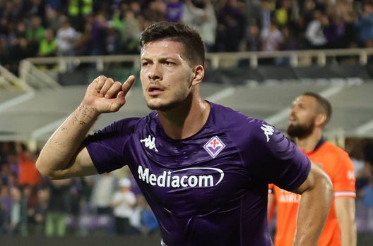 GERMOGLI PH: 27 OTTOBRE 2022 FIRENZE STADIO ARTEMIO FRANCHI CONFERENCE LEAGUE FIORENTINA VS ISTAMBUL BASAKSEHIR NELLA FOTO GOL ESULTANZA JOVICV C’è bisogno del vero Luka, i destini della viola passano dai suoi gol- immagine 2