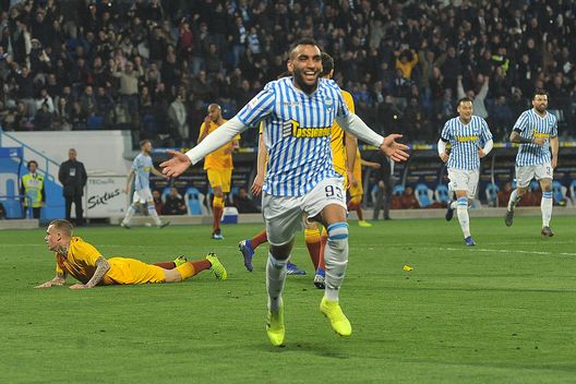 FERRARA, ITALY - MARCH 16: Mohamed Fares of SPAL celebrates after scoring the opening goal during the Serie A match between SPAL and AS Roma at Stadio Paolo Mazza on March 16, 2019 in Ferrara, Italy. (Photo by Mario Carlini / Iguana Press/Getty Images) FERRARA, ITALY - MARCH 16: Mohamed Fares of SPAL celebrates after scoring the opening goal during the Serie A match between SPAL and AS Roma at Stadio Paolo Mazza on March 16, 2019 in Ferrara, Italy. (Photo by Mario Carlini / Iguana Press/Getty Images)