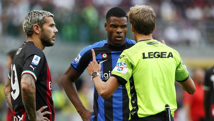 Chiesa (ex arbitro): “Theo Hernandez rischia il rosso. Var non interviene perché…” - immagine 1