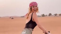 VIDEO / Diletta Leotta scatenata: scorrazza nel deserto a bordo di un quad