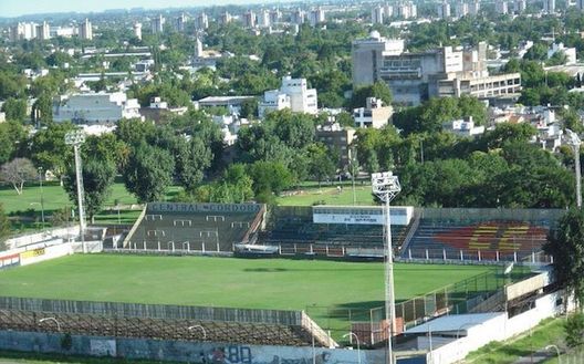 Lo stadio Gabino Sosa, il campo delle magie del Trinche Carlovich Lo stadio Gabino Sosa, il campo delle magie del Trinche Carlovich