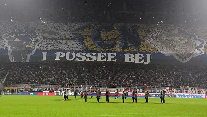 during the Serie A match between AC Milan and FC Internazionale at Stadio Giuseppe Meazza on November 20, 2016 in Milan, Italy.