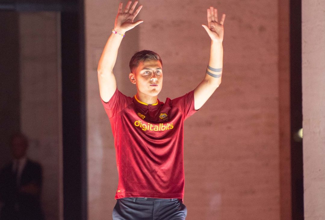 Dybala si presenta al Colosseo Quadrato – FOTO GALLERY - immagine 33