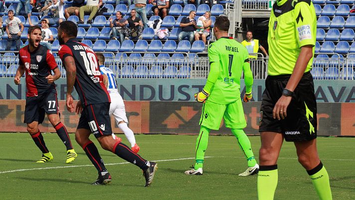 CAGLIARI, ITALY - SEPTEMBER 18:Rafael Pinheiro of Cagliari celebrates the penality save    during the Serie A match between Cagliari Calcio and Atalanta BC at Stadio Sant'Elia on September 18, 2016 in Cagliari, Italy.  (Photo by Enrico Locci/Getty Images) 