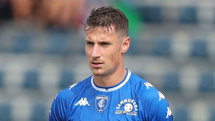 EMPOLI, ITALY - SEPTEMBER 19: Andrea Pinamonti of Empoli FC in action during the Serie A match between Empoli FC and UC Sampdoria at Stadio Carlo Castellani on September 19, 2021 in Empoli, Italy. (Photo by Gabriele Maltinti/Getty Images) Empoli, tegola Parisi! Davanti torna Pinamonti: come può cambiare la formazione - immagine 1
