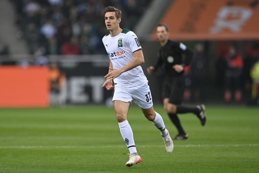 Florian Neuhaus (Photo by Lukas Schulze/Getty Images) Florian Neuhaus (Photo by Lukas Schulze/Getty Images)