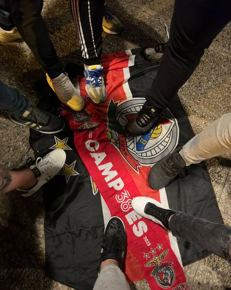 Ripicche da Classico: Benfica campione…e i tifosi del Porto ne calpestano la sciarpa…- immagine 2