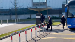 VIDEO FCIN1908 / Inter in partenza per Madrid: l’arrivo della squadra in aeroporto