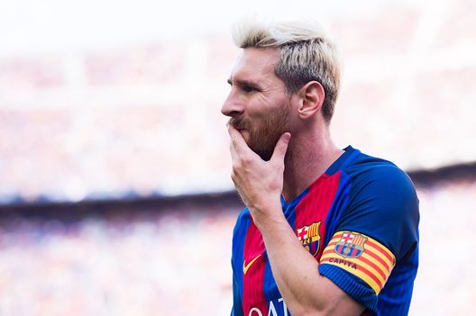 BARCELONA, SPAIN - AUGUST 20: Lionel Messi of FC Barcelona looks on during the La Liga match between FC Barcelona and Real Betis Balompie at Camp Nou on August 20, 2016 in Barcelona, Spain. (Photo by Alex Caparros/Getty Images) BARCELONA, SPAIN - AUGUST 20: Lionel Messi of FC Barcelona looks on during the La Liga match between FC Barcelona and Real Betis Balompie at Camp Nou on August 20, 2016 in Barcelona, Spain. (Photo by Alex Caparros/Getty Images)