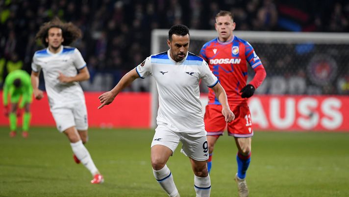 PLZEN, CZECH REPUBLIC - MARCH 06: Pedro Rodriguez of SS Lazio in action during the UEFA Europa League 2024/25 Round of 16 First Leg match between FC Viktoria Plzen and S.S. Lazio at Stadion mesta Plzne on March 06, 2025 in Plzen, Czech Republic. (Photo by Marco Rosi - SS Lazio/Getty Images) Pedro