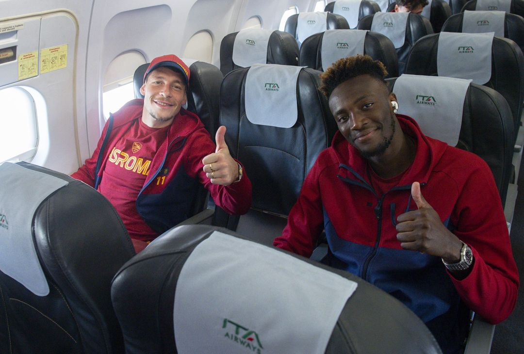 Roma in partenza per la Finlandia: domani la sfida con l’Helsinki – FOTO GALLERY- immagine 1