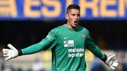 L’Aston Villa prende Johnstone, il tecnico ringrazia Mou e libera Gollini: “E’ giovane”