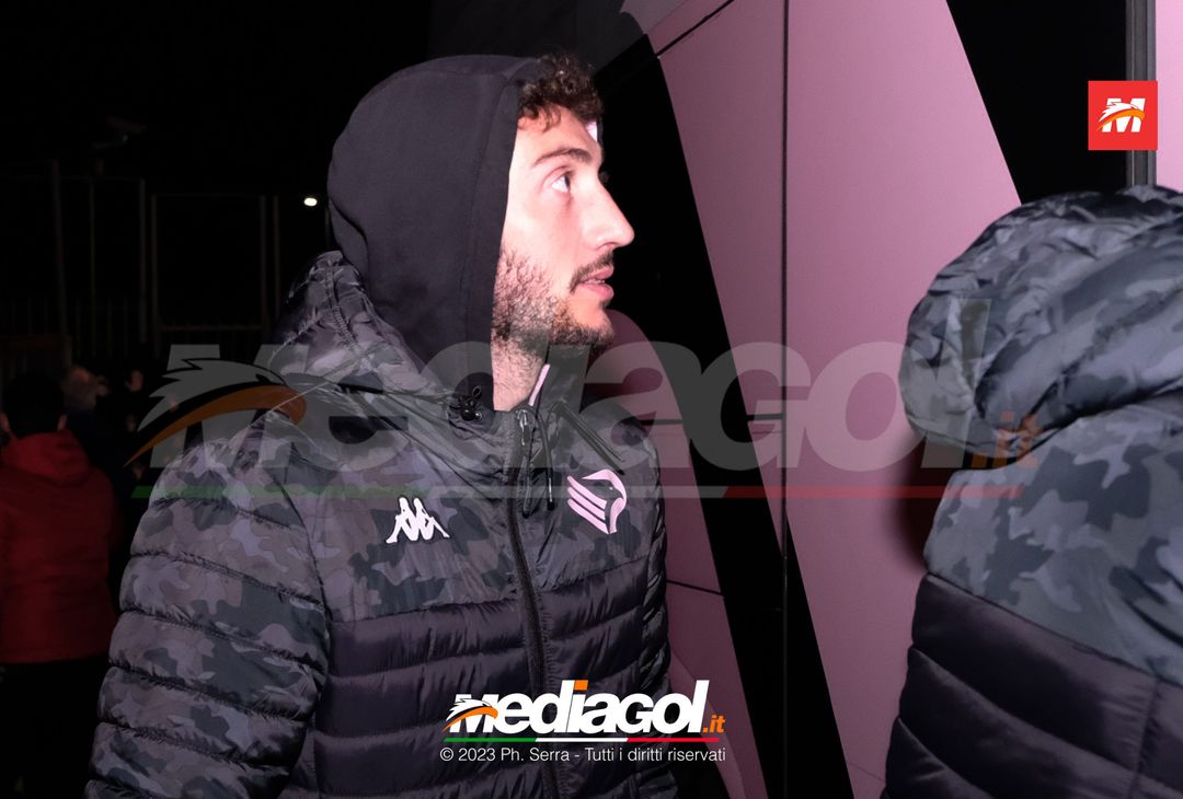 FOTO Ascoli-Palermo, i rosanero in partenza dallo stadio “Renzo Barbera” (Gallery) - immagine 21