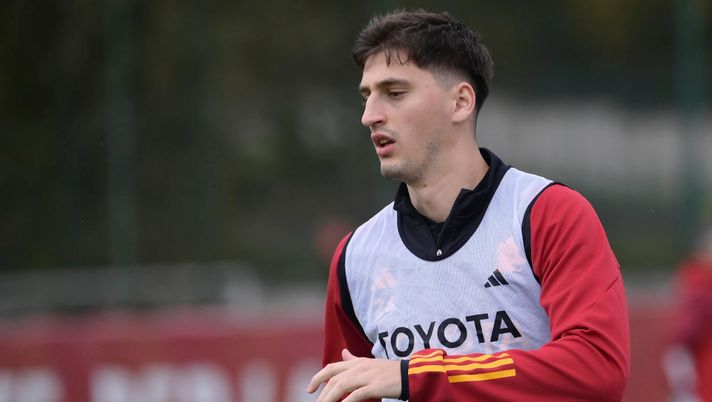 Getty Images Cagliari, previsti contatti con la Roma per il prestito di Kumbulla - immagine 1