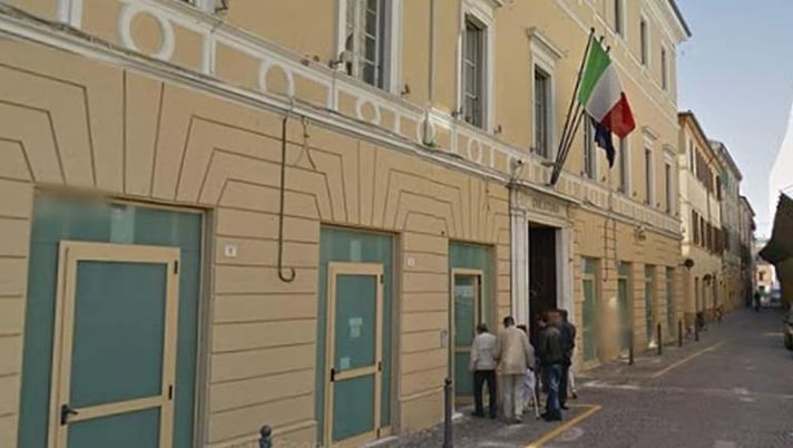 Scontri al derby di Fano, la Questura presenta il conto: 8 Daspo - immagine 1